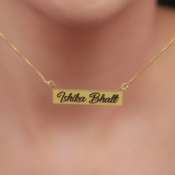 Golden Engraved Pendant with Box Chain