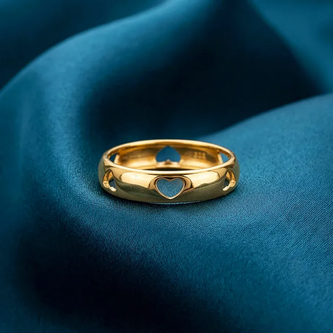Golden Heart Cutout Band Set Ring