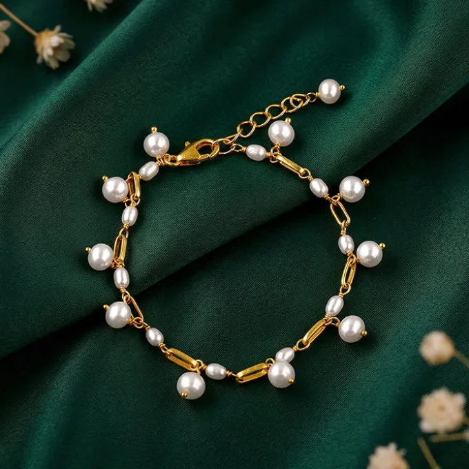 Golden Jessica Pearl Bracelet