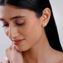 Golden Meryl Studs