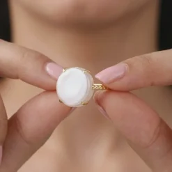 Golden Sigourney Pearl Ring (Size 12)