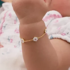 Golden White Flower Kids Bracelet (0 - 2 years)