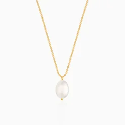 Golden Zooey Pearl Necklace