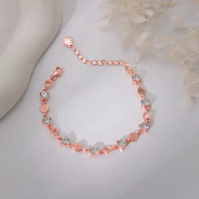 Kriti Sanon Rose Gold Heartlock Bracelet