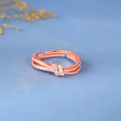 Kriti Sanon Rose Gold Promise Knot Ring