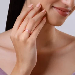 Kriti Sanon Rose Gold Promise Knot Ring