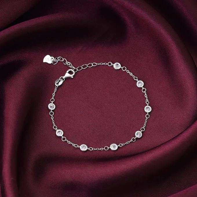 Kriti Sanon Silver Connected by Circles Bracelet