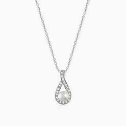 Kriti Sanon Silver Tear Drop Pearl Pendant With Link Chain