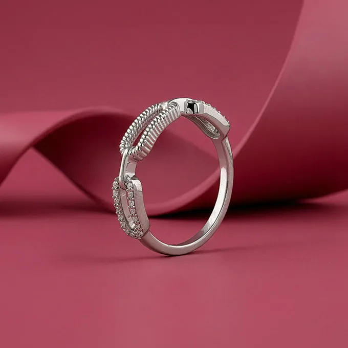 Kriti Sanon Silver Toggle Ring (Size 12)