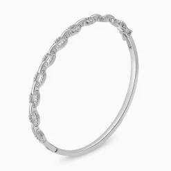 Kriti Sanon Silver Zircon Whirl Bracelet