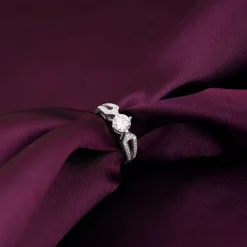 Kriti Sanon Silver Zircon Elegant Loop Ring