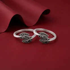 Oxidised Silver Vihanga Toe Rings