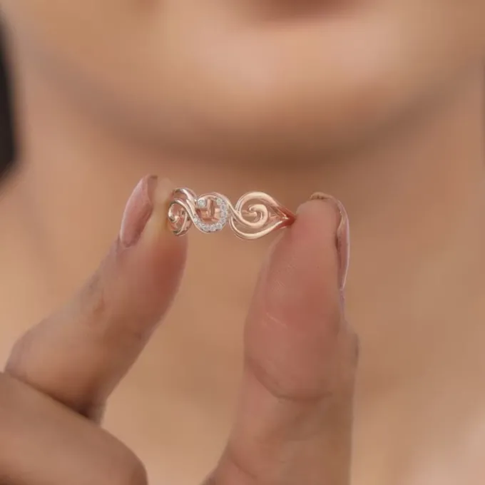 Rose Gold Admiring Peacock Ring