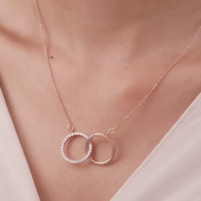 Rose Gold Alluring Necklace