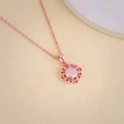 Rose Gold Bloomie Pendant With Link Chain
