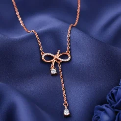 Rose Gold Bow Shine Necklace