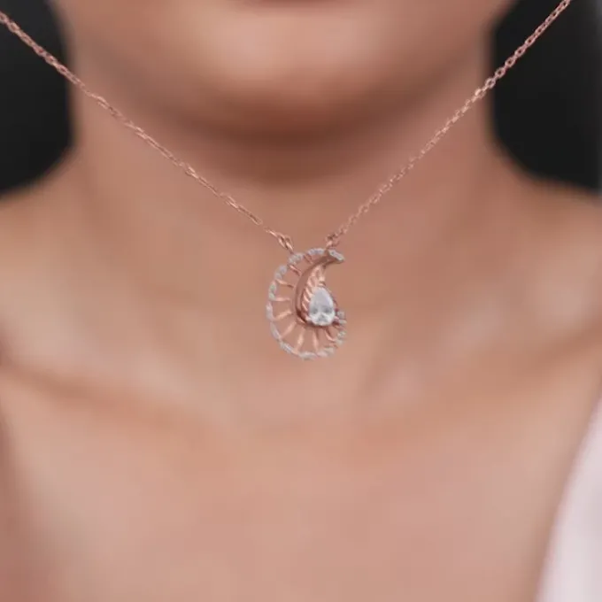 Rose Gold Classy Paisley Pendant With Link Chain