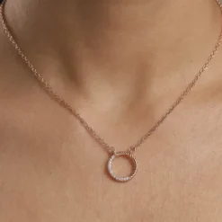 Rose Gold Gleaming Circle Necklace