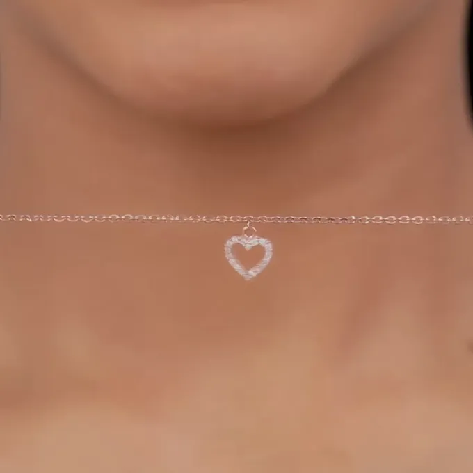 Rose Gold Heart Hooked Bracelet