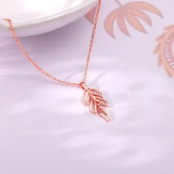 Rose Gold Komal Pankh Pendant With Link Chain