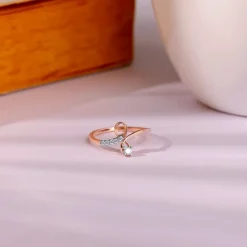 Rose Gold Looped Diamond Ring