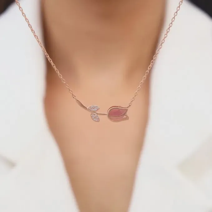 Rose Gold Pink Quartz Flower Necklace