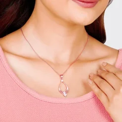 Rose Gold Princess Pendant With Link Chain