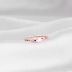 Rose Gold Pristine Ring