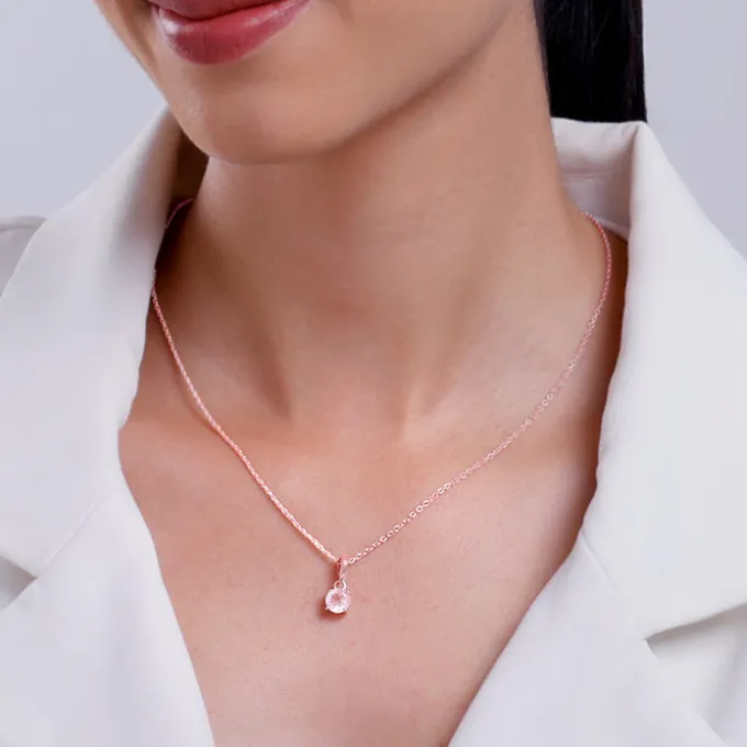 Rose Gold Rose Quartz Pendant With Link Chain