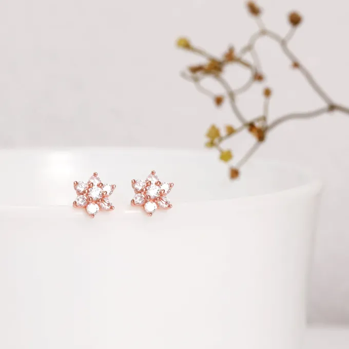 Rose Gold Shining Flower Studs