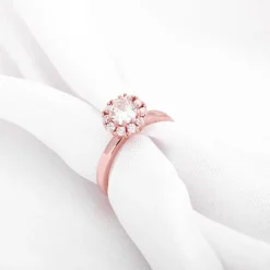 Rose Gold Solitaire Spin Ring