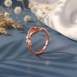 Rose Gold Sparkling Knotted Ring (Size 11)