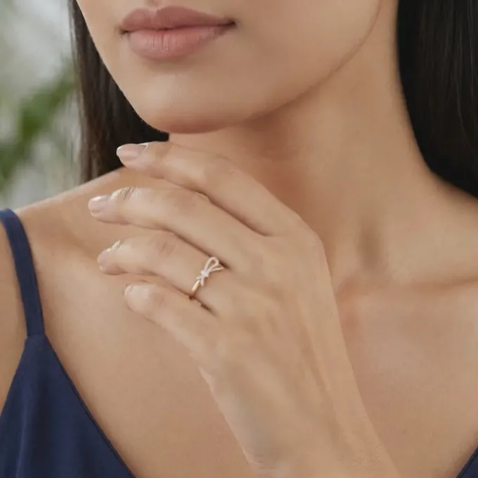 Rose Gold Sparkling Knotted Ring (Size 11)