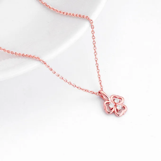 Rose Gold Three Leaf Clover Pendant With Link Chain