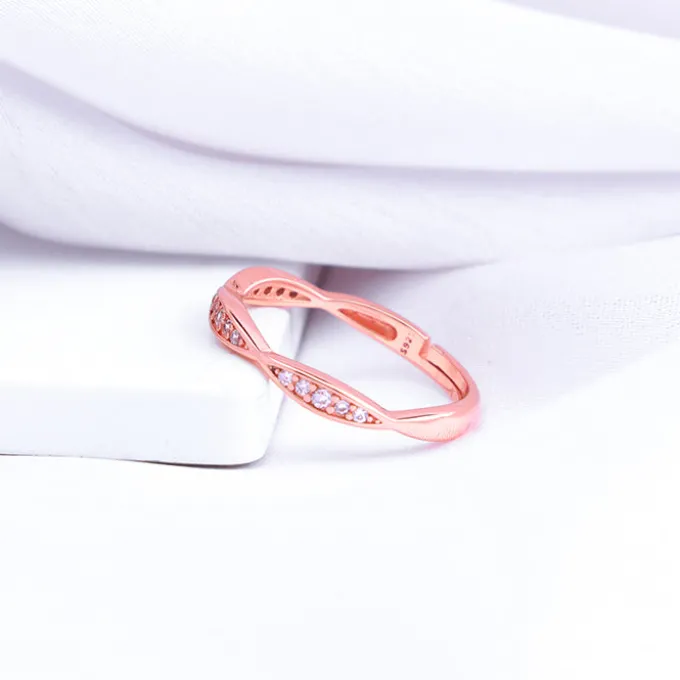 Rose Gold Twisty Turns Ring