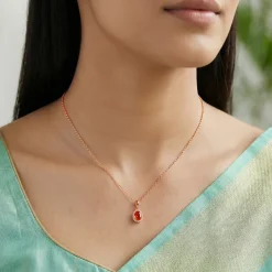Rose Gold Vidhatri Pendant With Link Chain