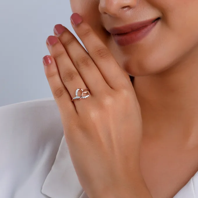 Rose Gold Warped Diamond Ring