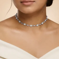 Silver Beauty of Floral Choker Necklace