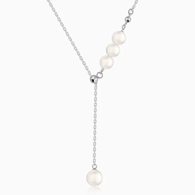 Silver Bette Necklace