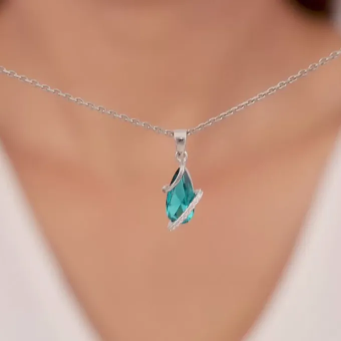 Silver Blue Night Pendant With Link Chain