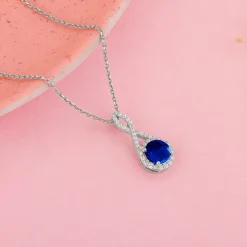 Silver Blue-maze Pendant With Link Chain