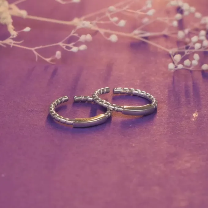 Silver Classic Shine Toe Rings