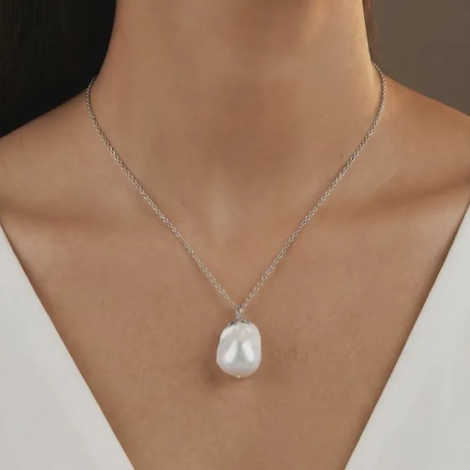 Silver Claudette Pearl Pendant with Link Chain