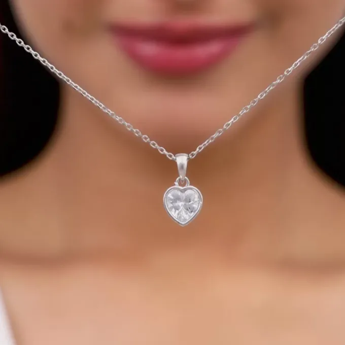 Silver Coeur Pendant with Link Chain