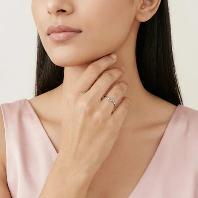 Silver Curvy Lines Ring