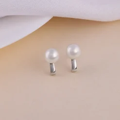 Silver Cute Pearl Studs