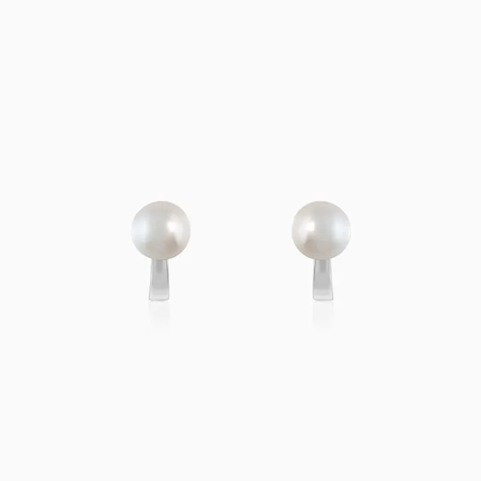 Silver Cute Pearl Studs