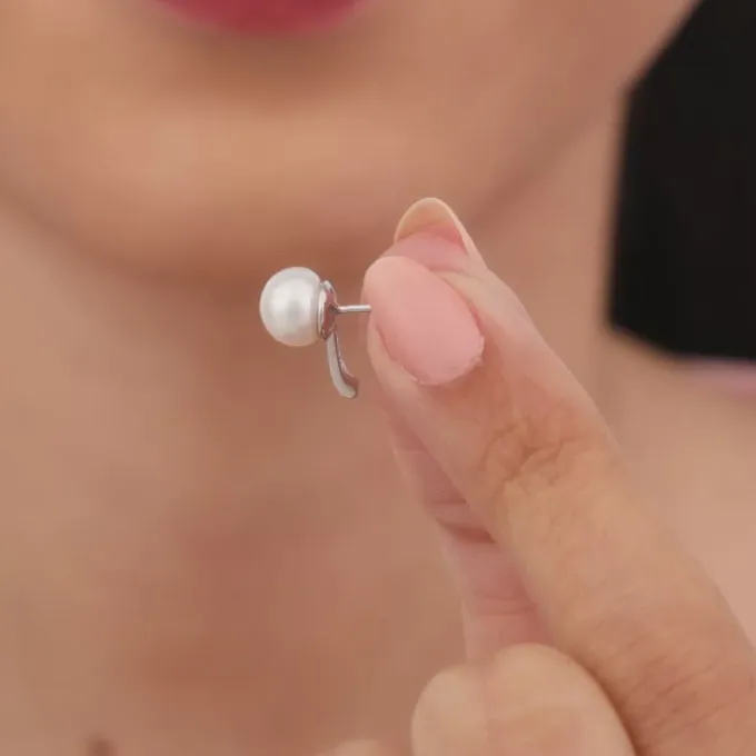 Silver Cute Pearl Studs