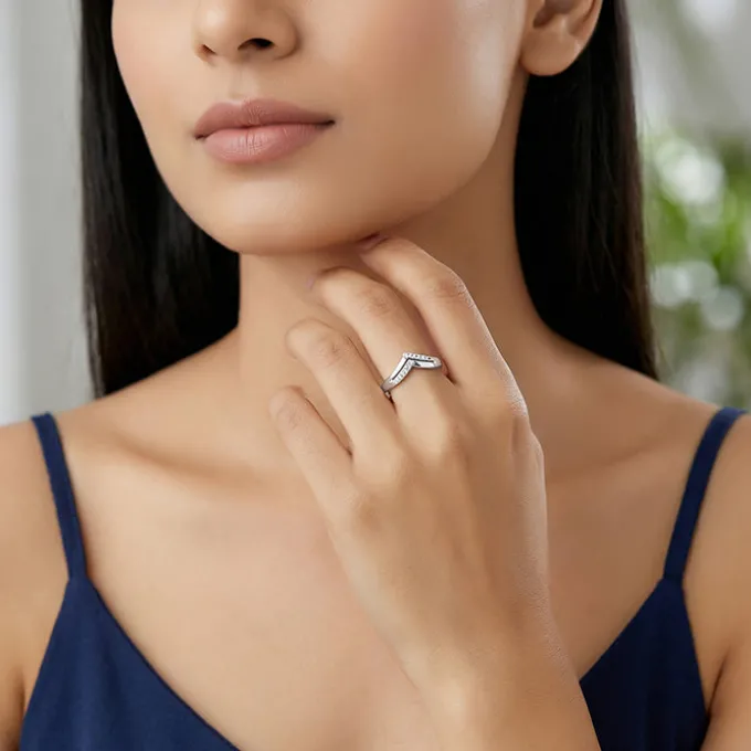 Silver Double Chevron Ring (Size 12)