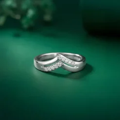 Silver Double Chevron Ring (Size 12)